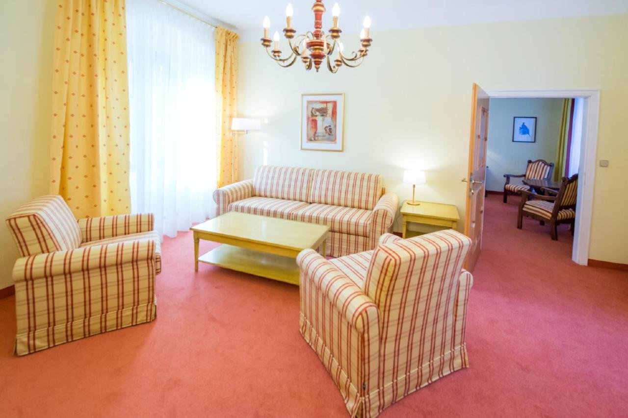 Hotel Kartause Gaming エクステリア 写真