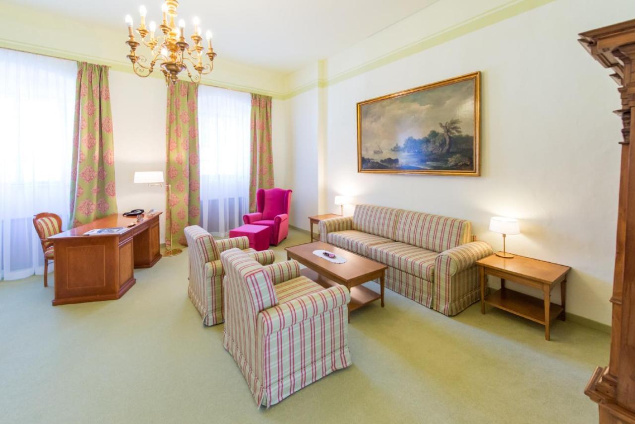 Hotel Kartause Gaming エクステリア 写真